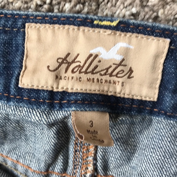 Hollister denim mini skirt - Picture 2 of 4